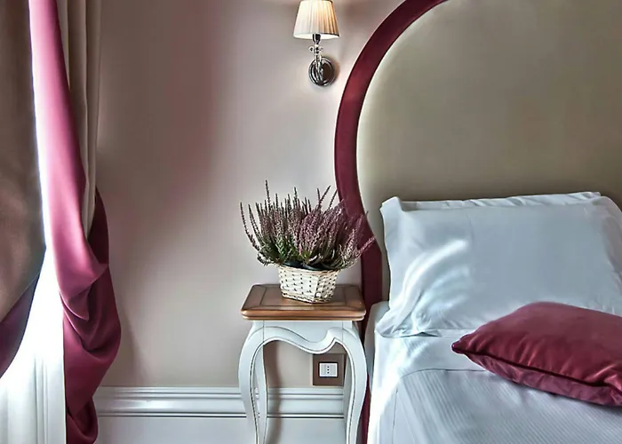 Vite - By Naman Hotellerie Hotel