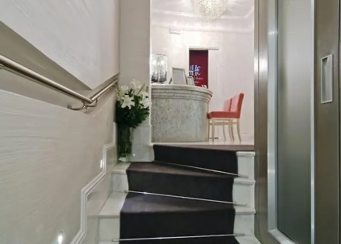 Vite - By Naman Hotellerie 3* Rom